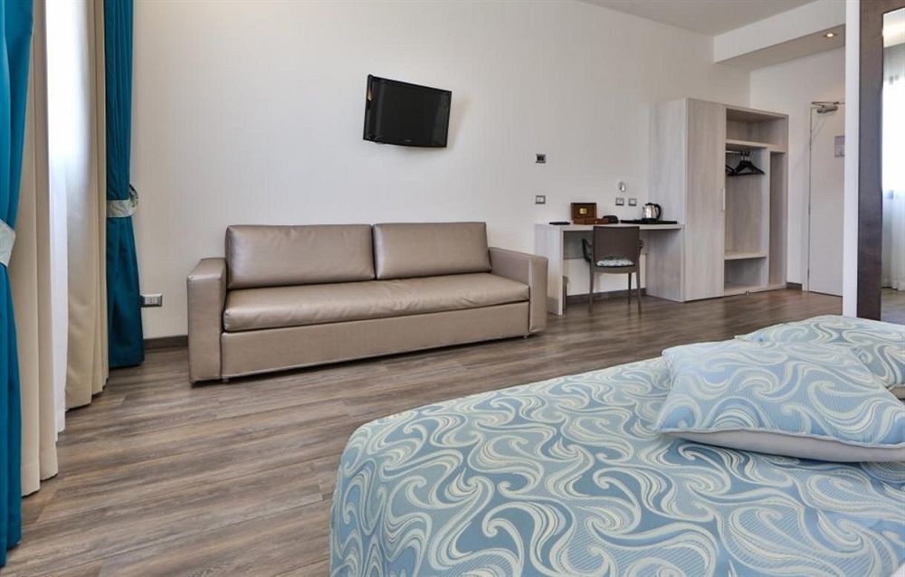 Phi Hotel Milano Baranzate Eksteriør billede